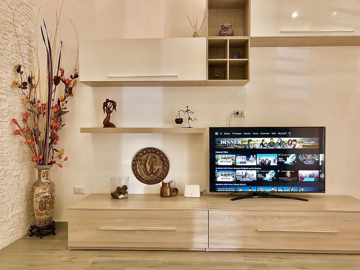 Stazione Bari Centrale - Appartamento Moderno - Netflix & Amazon Prime Video Apartment